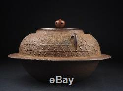 Antique Tea Ceremony CHAGAMA Japanese iron bronze kettle art from JAPAN a238