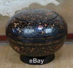 Japan lacquer Ohira antique wood container 1880's Nurimono art