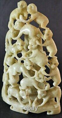 Japanese Antique Okimono Jade Stone Statue Display Monkey Family 5H × 4L × 2W