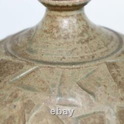 Japanese Vintage Pottery vase jar Porcelain Ceramic signed Ceramic PV67