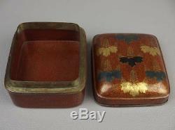Japanese antique old Makie gold silver Makie picture lidded box From Japan EMS