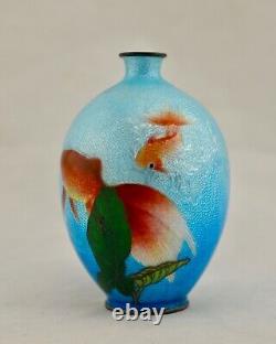 Meiji Japanese Cloisonne Ginbari basse-taille Koi fish vase by Kumeno Teitaro