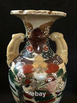 Pair of antique ceramic japanese vases. Beautiful decorated